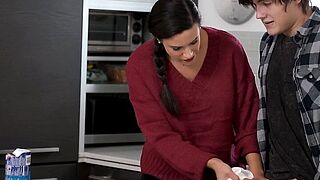 Folk Strokes - Hawt Twink Lets Her Stepsister's Sugardaddy Fuck Her, Too, To Reap Whole The Benefits