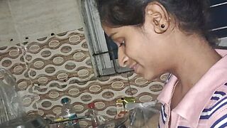 Untutored Desi Beutiful young lady sex