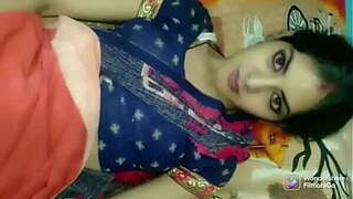 Stepbrother screwed his stepsister, supreme Indian giving a kiss and engulfing sex movie in hindi voice